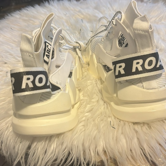 RAVR ROAD SNEAKERS - Picture 6 of 6